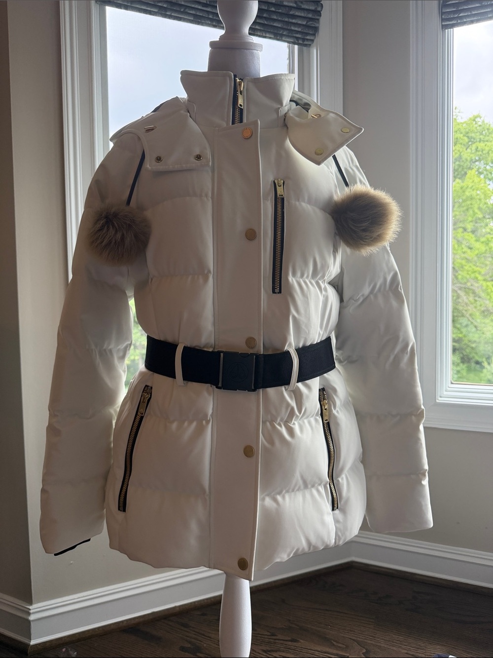 Women’s White Puffer Coat with Belt and Fur Pom Details